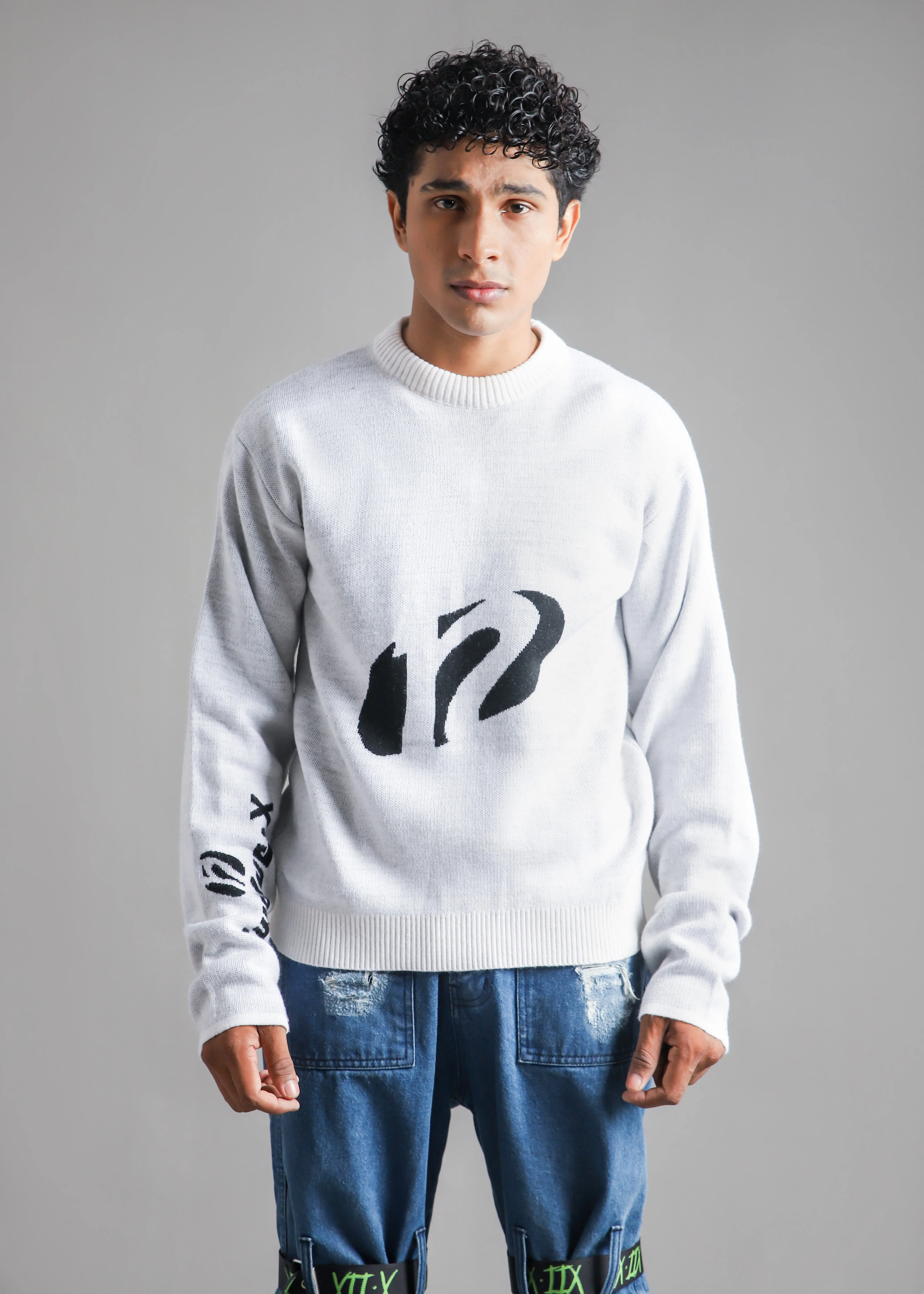 12 Logo Knitted Sweater