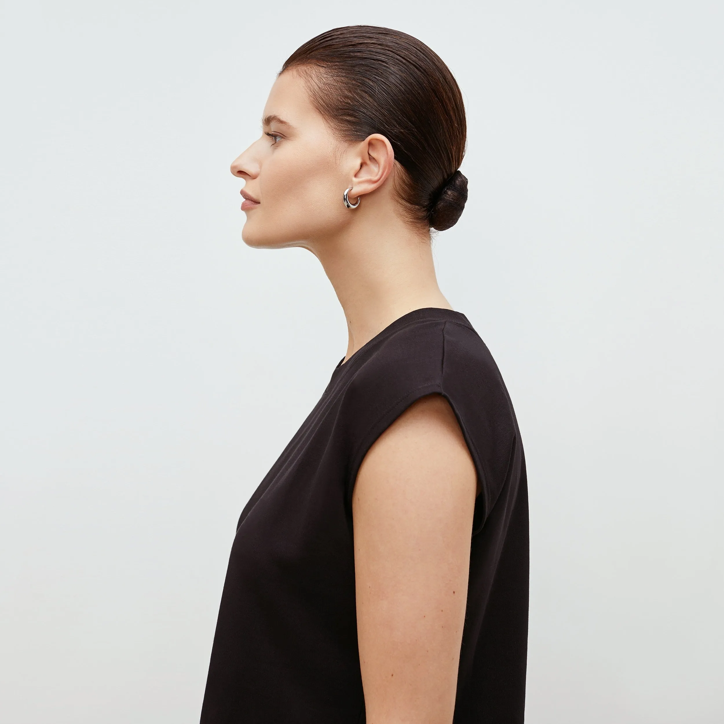 Alina Muscle Tee - Organic Pima Cotton :: Black