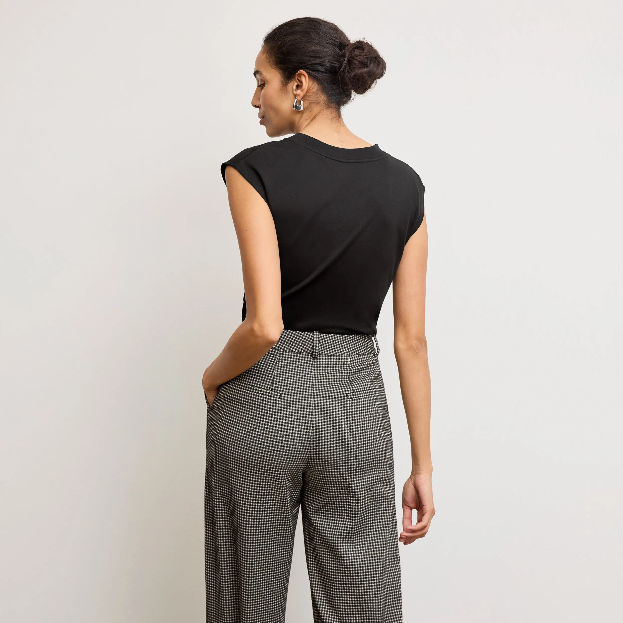 Alina Muscle Tee - Organic Pima Cotton :: Black
