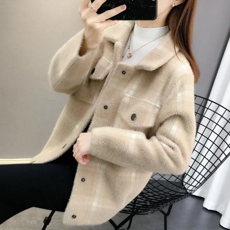 Autumn and Winter Popular Short Coat Long Sleeve Lapel Loose Sweater Plaid Knitted Coat All-match