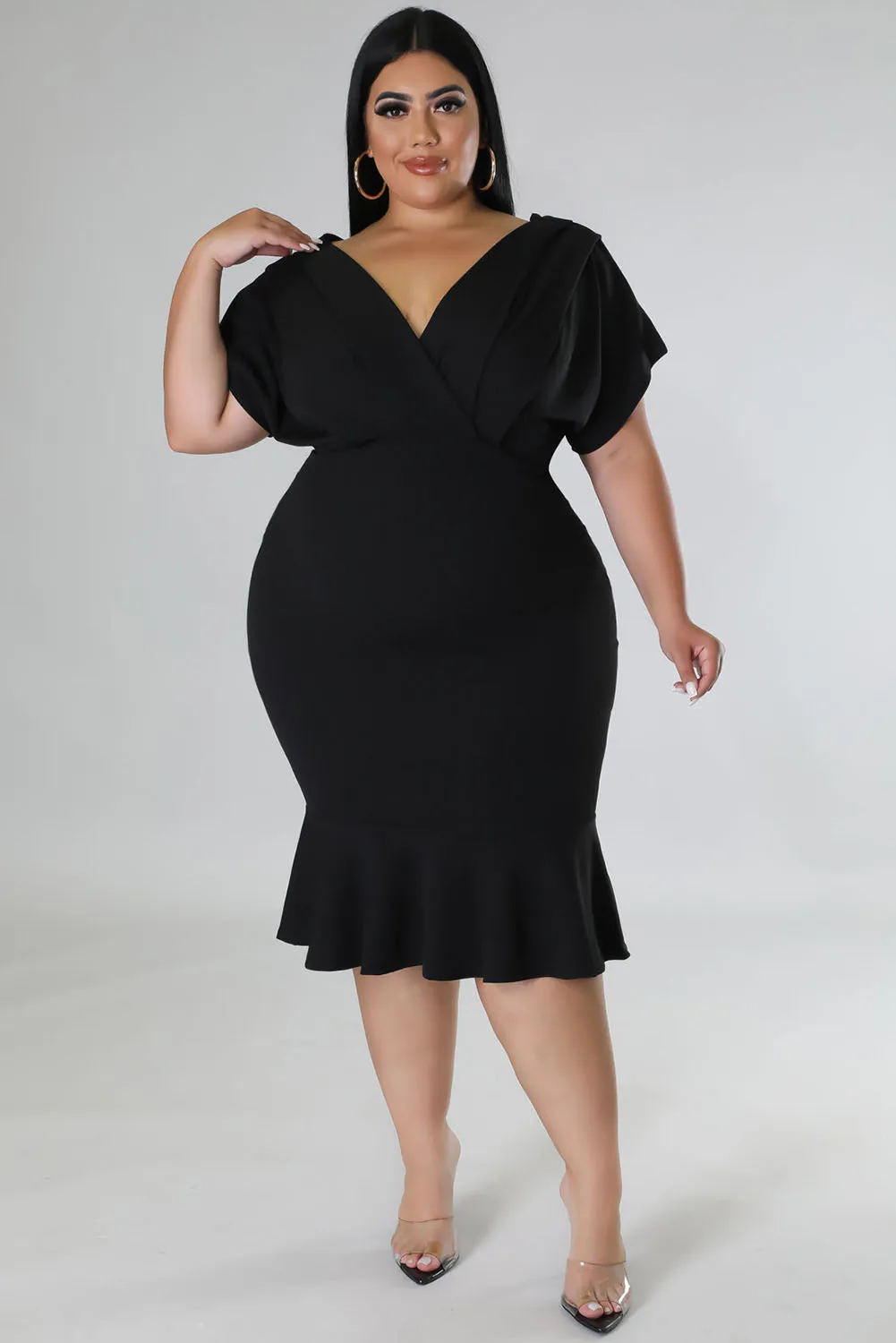 Black Plus Size Pleated V Neck Ruffle Hem Bodycon Dress