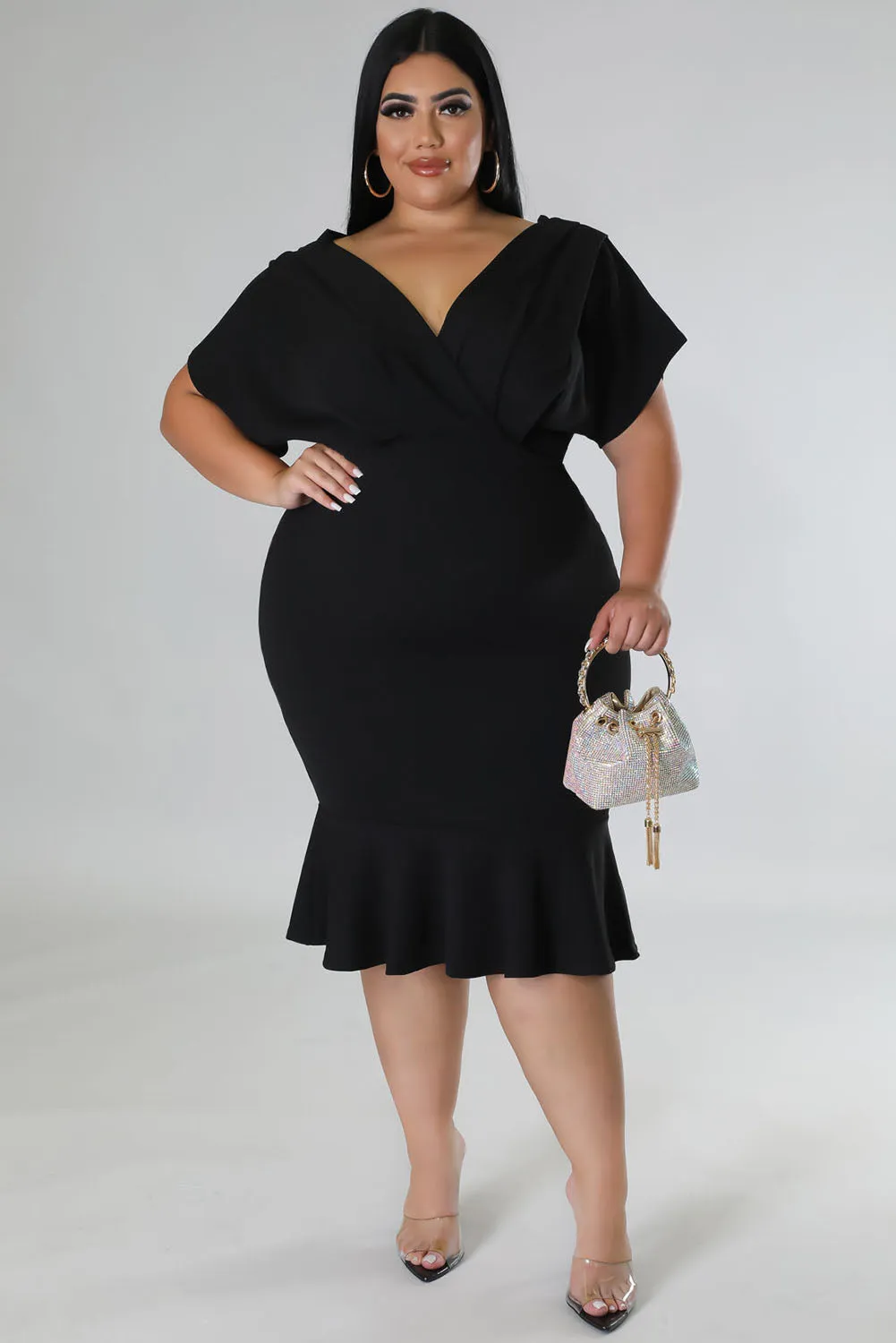 Black Plus Size Pleated V Neck Ruffle Hem Bodycon Dress