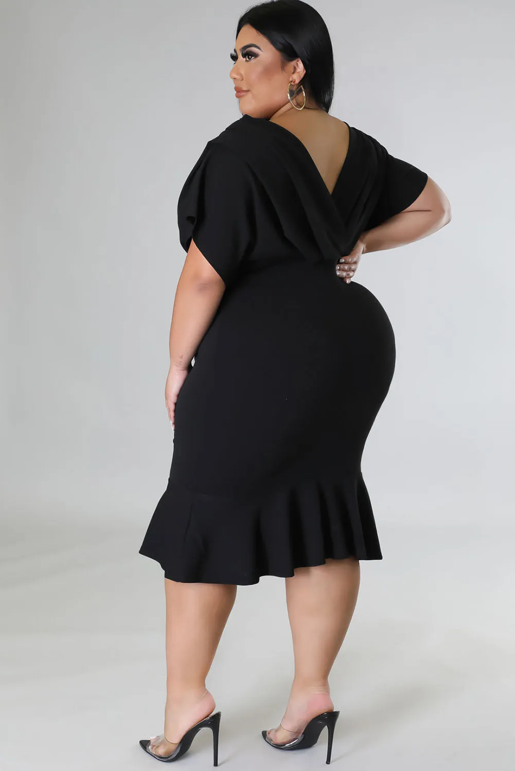 Black Plus Size Pleated V Neck Ruffle Hem Bodycon Dress