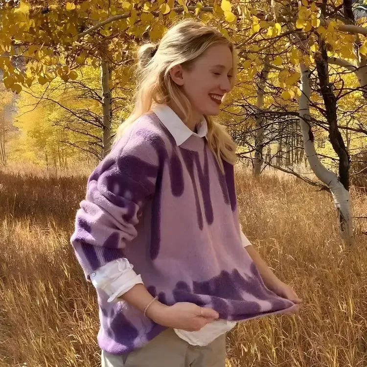 Cozy Knitted Sweater with Wavy Line Design for Winter Comfort