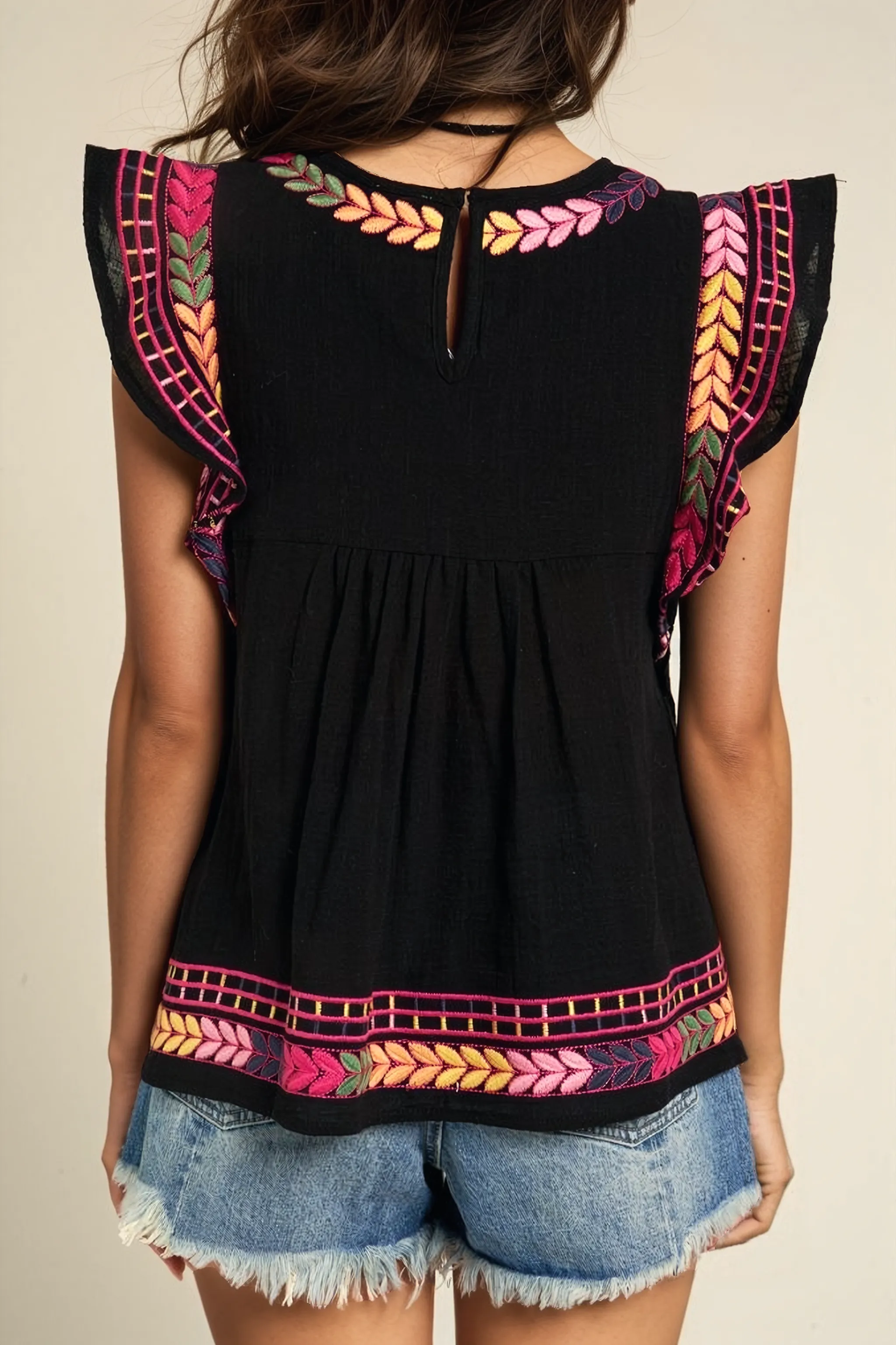 FLUTTER SLEEVE BLOUSE