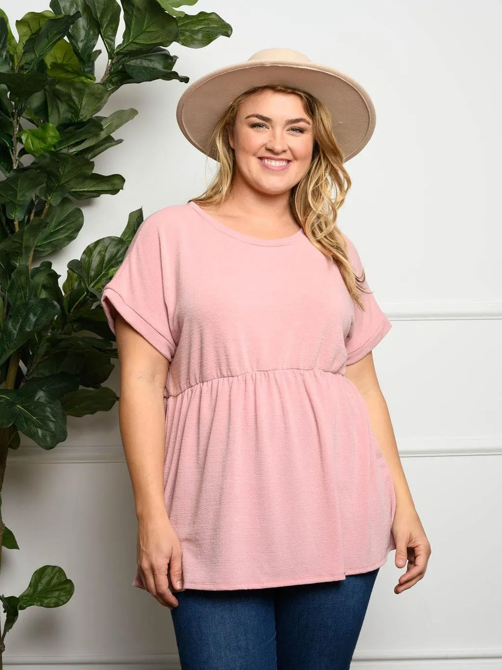 PLUS SIZE SHORT SLEEVE BAYDOLL TOP