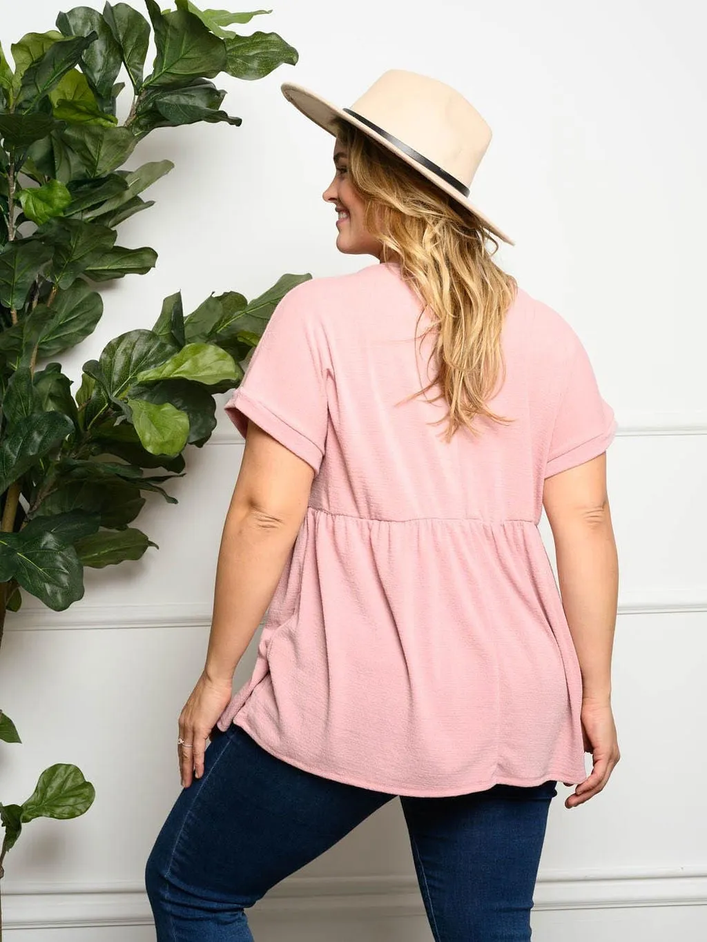 PLUS SIZE SHORT SLEEVE BAYDOLL TOP