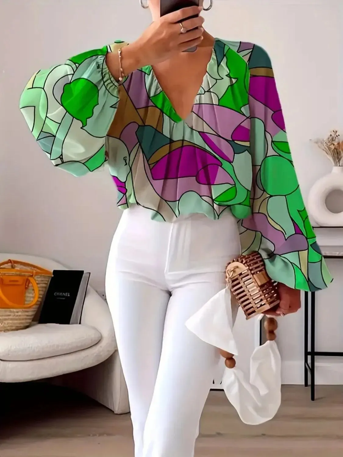 Printed V-Neck Long Sleeve Blouse