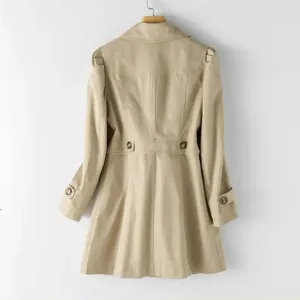 Single-breasted long spring trench coat for women - Lightweight and breathable material - Cozy and warm for winter