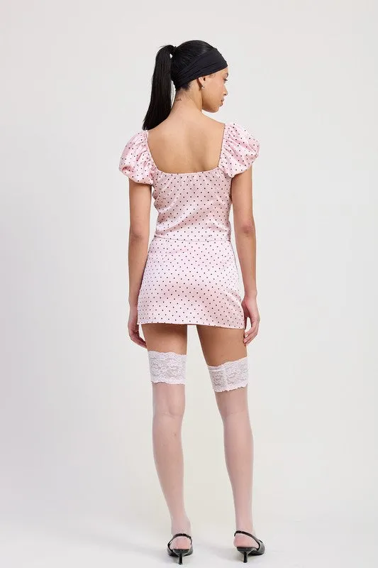 SQAURED NECK POLKA DOT BUBBLE SLEEVE TOP