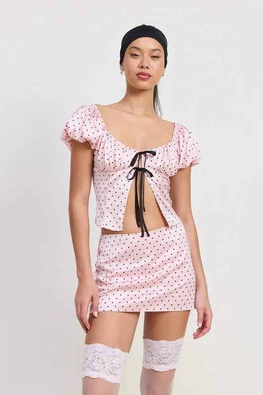 SQAURED NECK POLKA DOT BUBBLE SLEEVE TOP