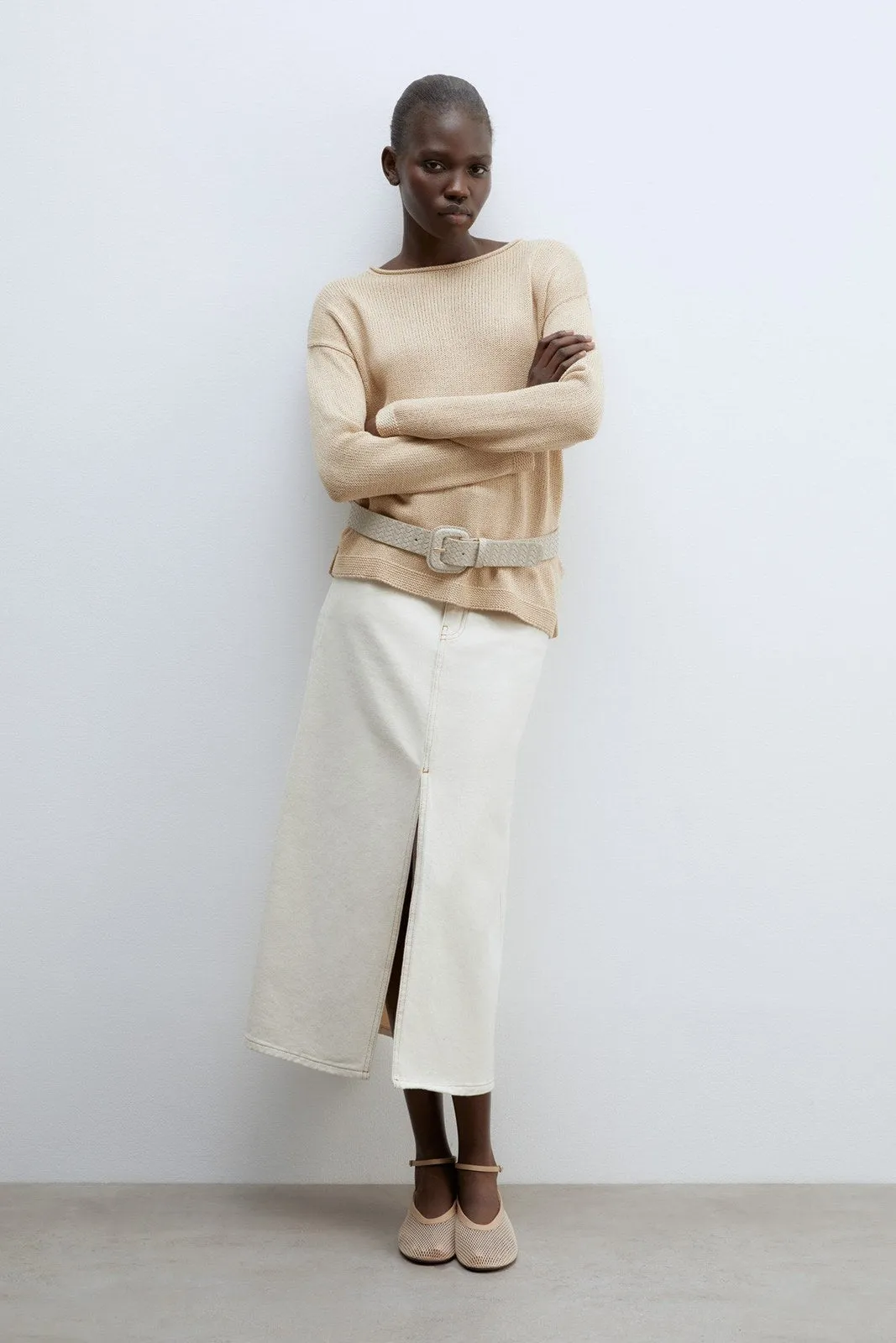Trim detail plain sweater - Beige