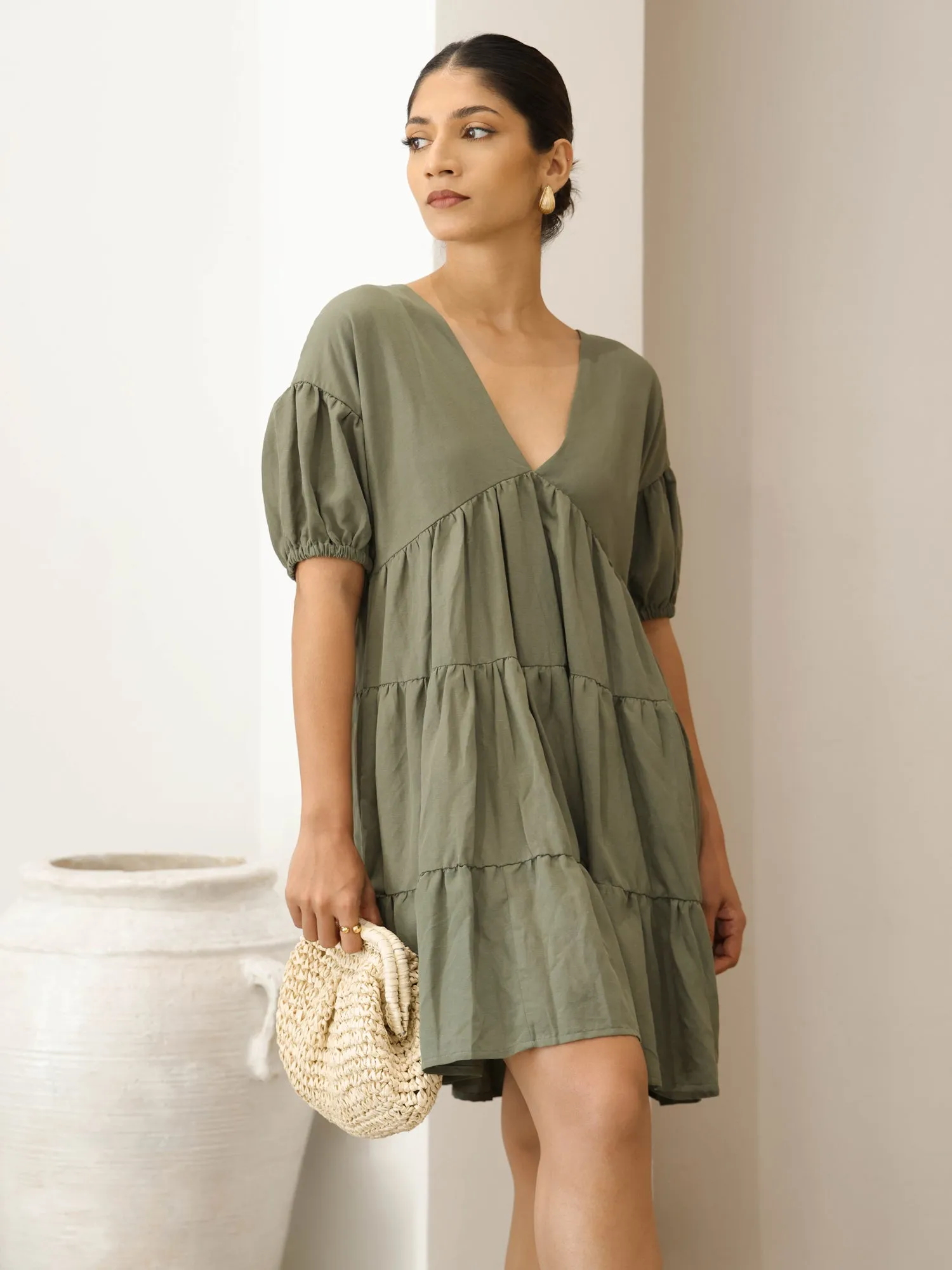 V-Neck Balloon Sleeved Flared Mini Dress