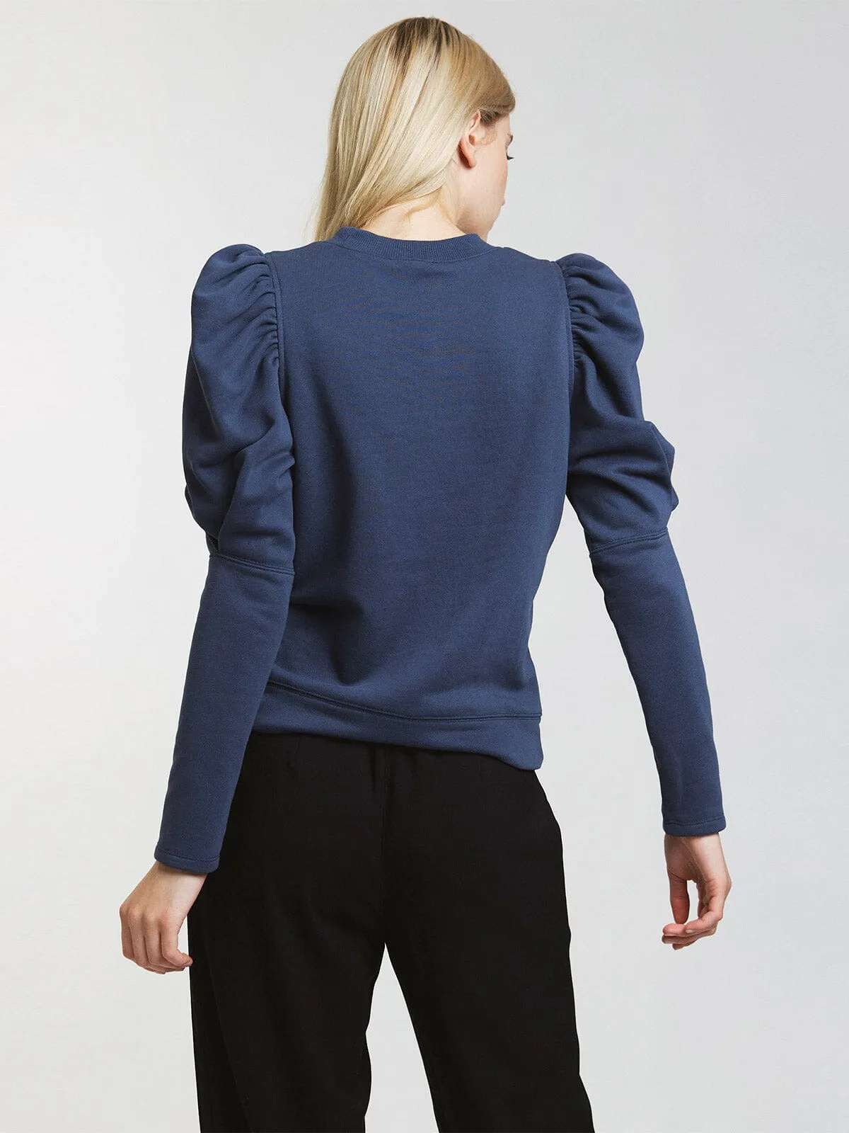 WOMEN'S LONG PUFF SLEEVE BLOUSE