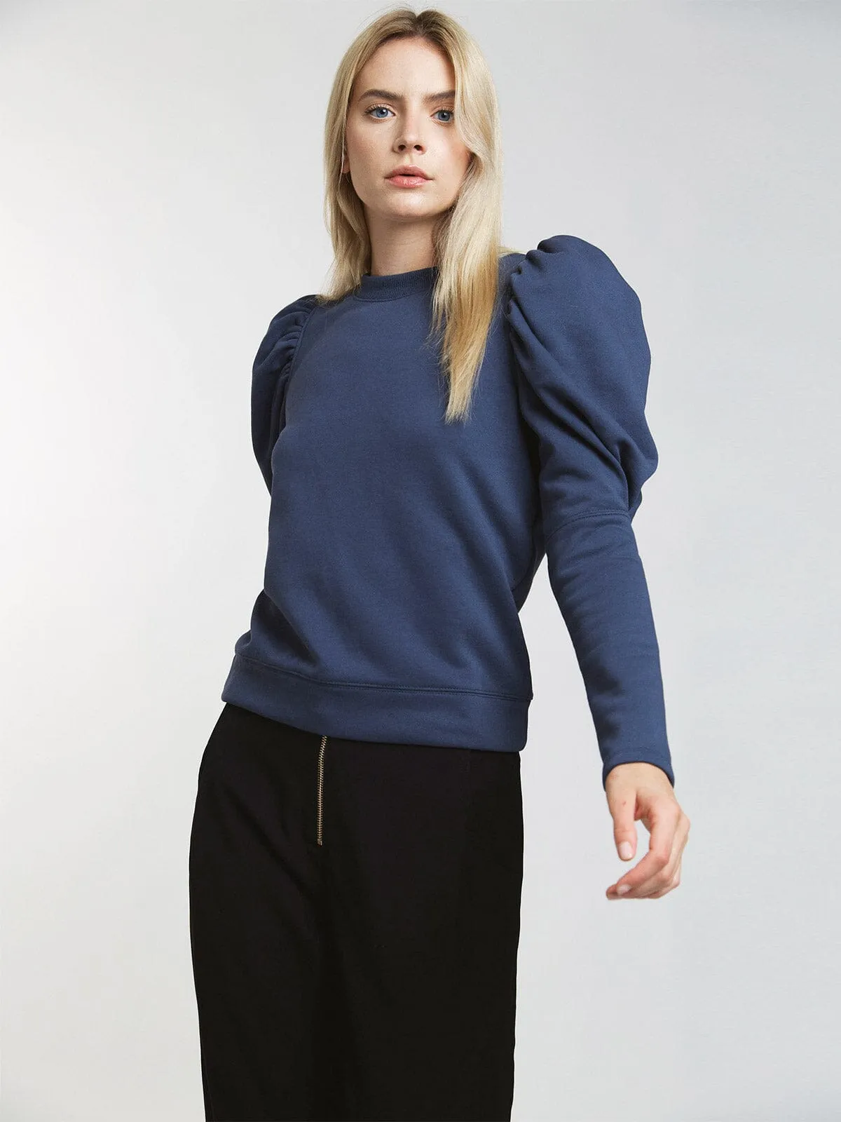 WOMEN'S LONG PUFF SLEEVE BLOUSE